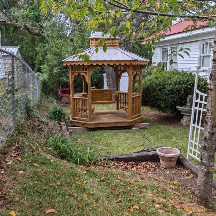 Tea House Style Gazebo | i20 Outdoor Products Product Image